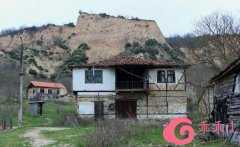 儿子住新房，来接我进城，隔天见桌上一张纸